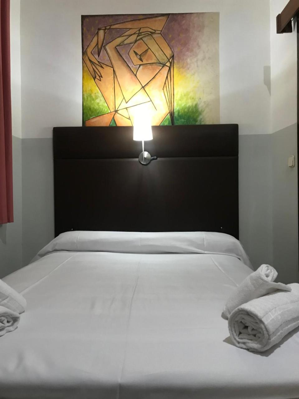 Hostal Eden Barcelona Luaran gambar