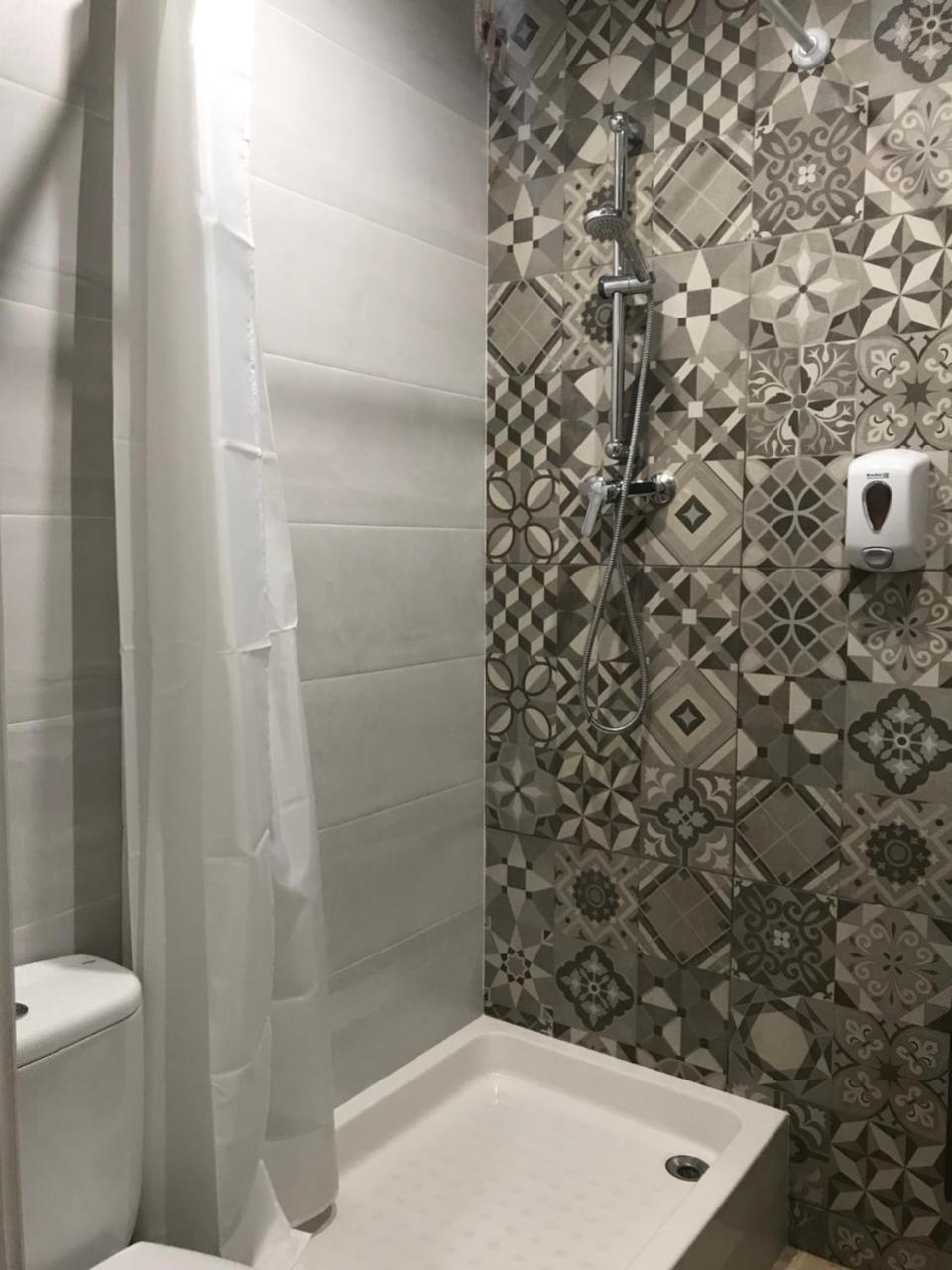 Hostal Eden Barcelona Luaran gambar